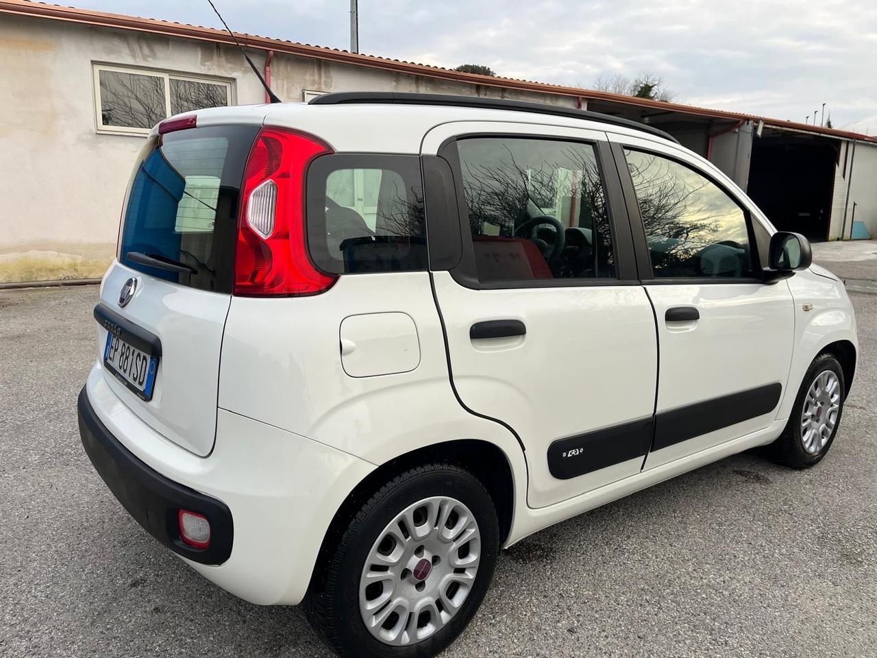 Fiat Panda -1.2 gpl-lounge-full-02/2013