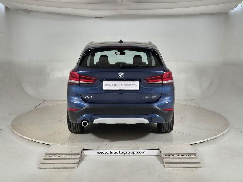 BMW X1 F48 2019 Benzina sdrive18i xLine 140cv auto