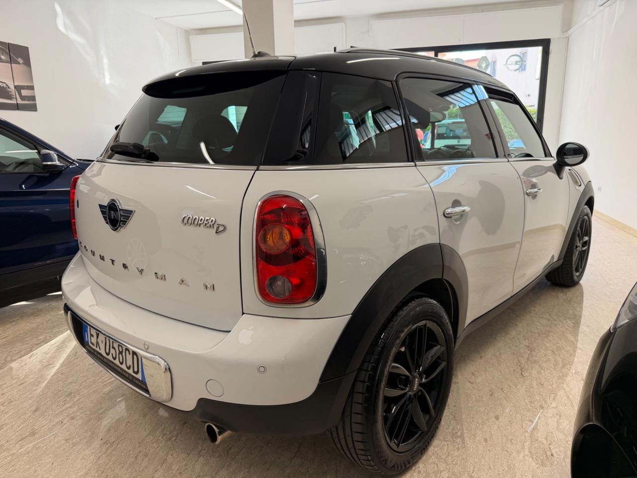 Mini Cooper Countryman 2.0 D Automatica