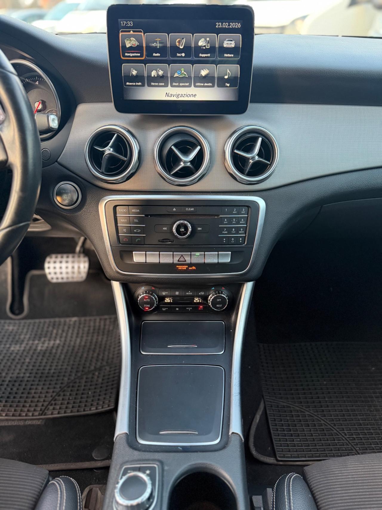 Mercedes-benz GLA 200 d Automatic Sport