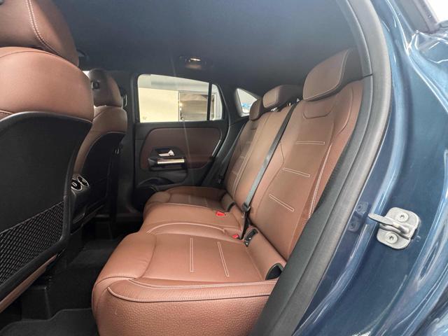 MERCEDES-BENZ GLA 200 d Automatic Premium