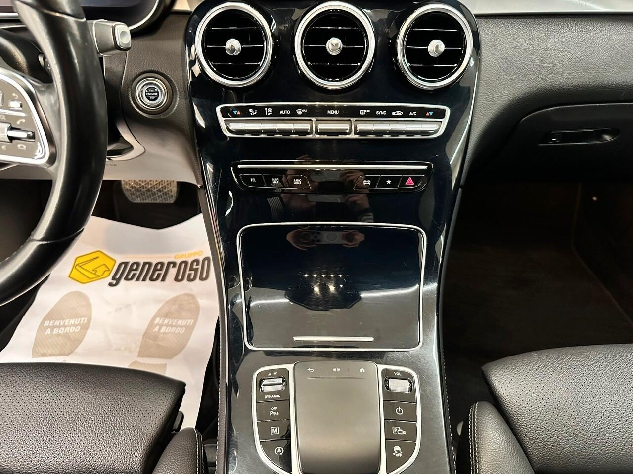 Mercedes-benz GLC 220d 4Matic Coupé Sport Pelle estesa Cockpit