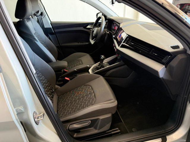 AUDI A1 SPB 30 TFSI S tronic S line edition LED - TELEC.
