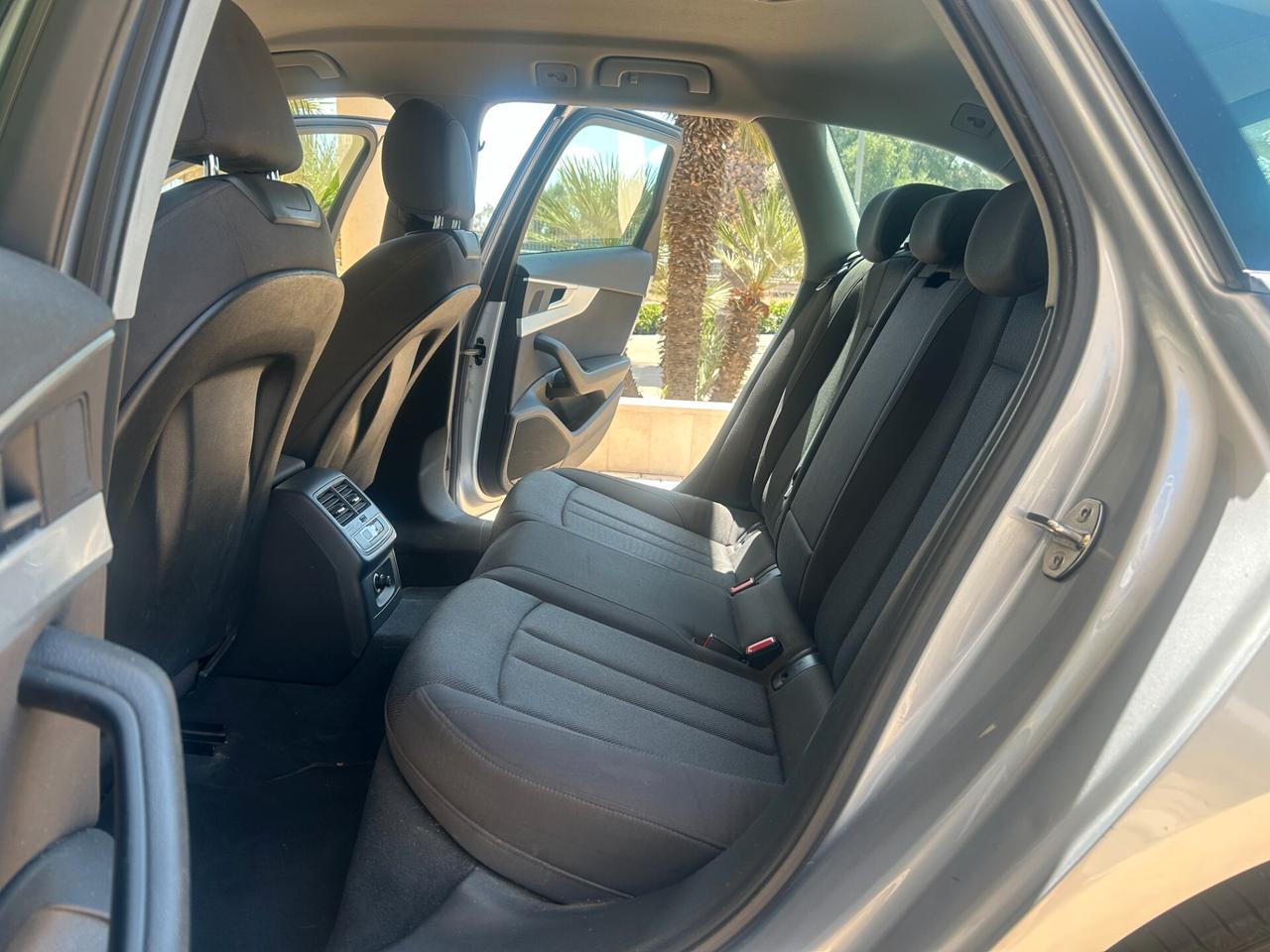 Audi A4 Avant 2.0 TDI 150 CV ultra S tronic
