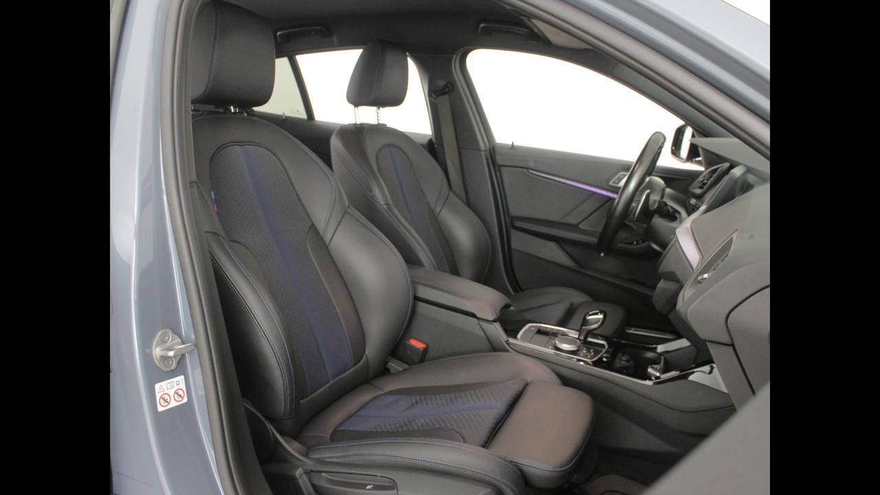 BMW Serie 1 F40 - 118d Sport auto