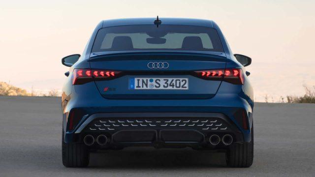 AUDI S3 Sedan TFSI 333 CV quattro S tronic sport attitude