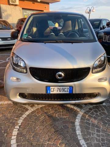 smart forTwo 1.0 Youngster 71cv twinamic