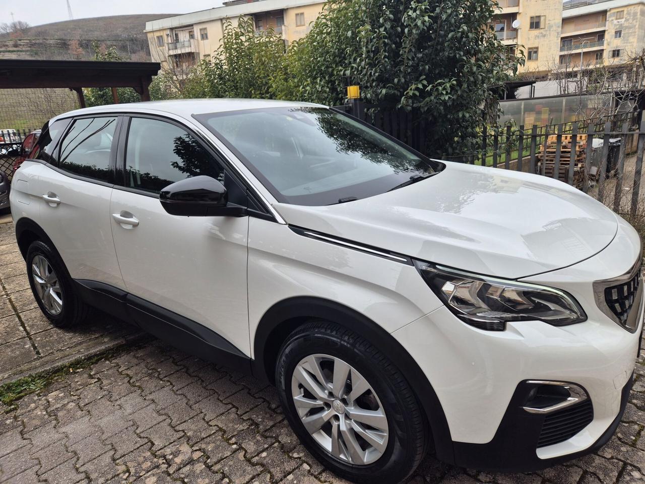 Peugeot 3008 BlueHDi 130 S&S