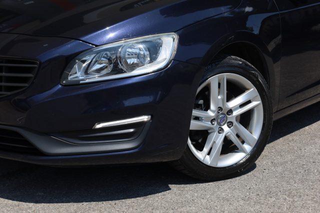 VOLVO V60 D2 Geartronic Automatica Navi Tel USB LED Cockpit