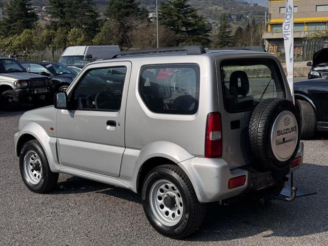 SUZUKI Jimny 1.3i 16V cat 4WD JLX
