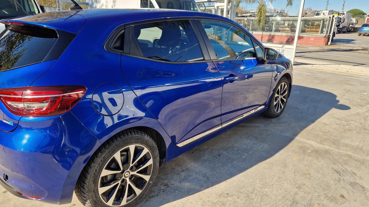 Renault Clio Full Hybrid E-Tech 145 CV 5 porte Equilibre