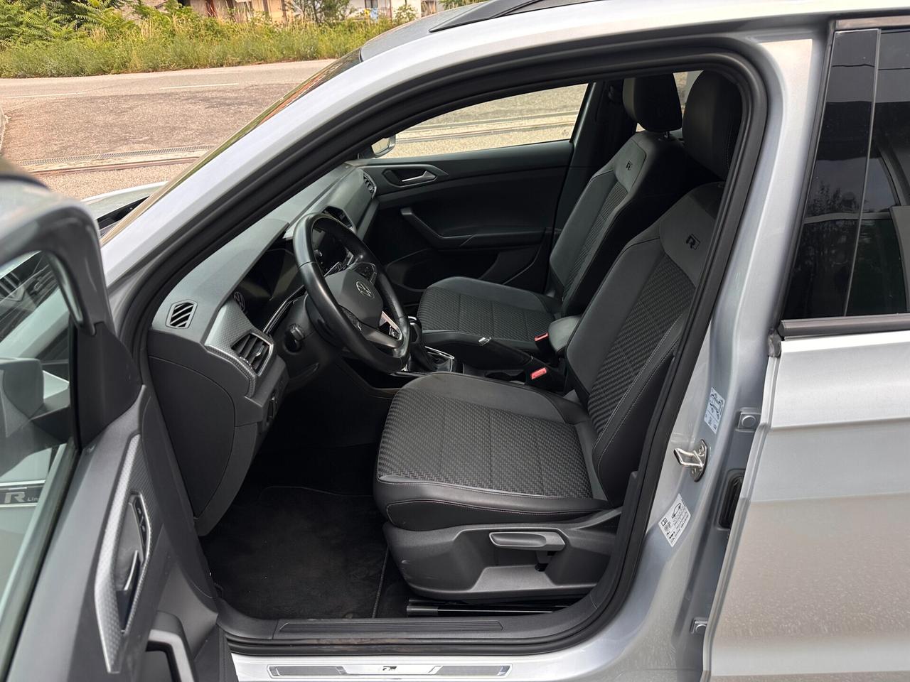 Volkswagen T-Cross 1.0 TSI 110 CV DSG R-Line