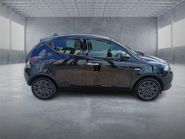 LANCIA Ypsilon 3ª serie 1.0 FireFly 5 porte S&S Hybrid Gold