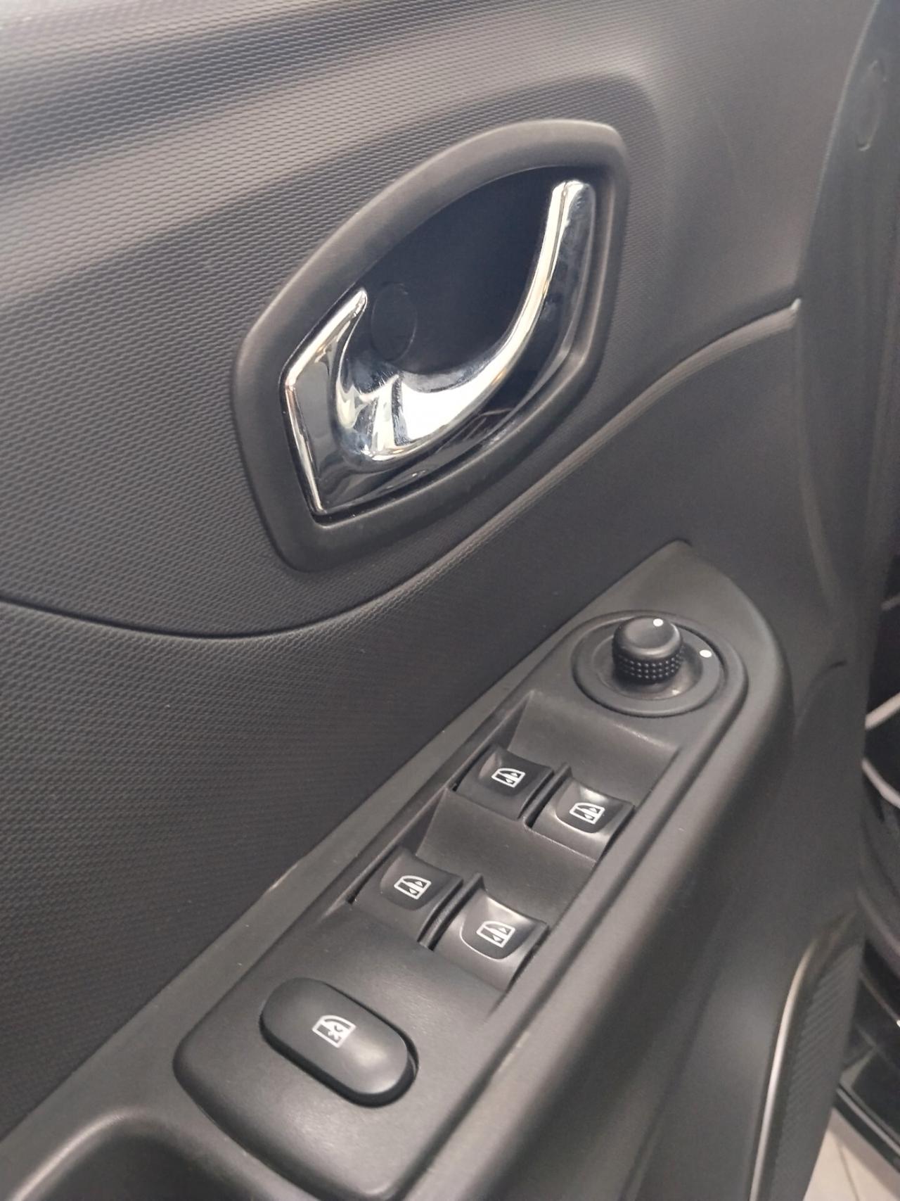 Renault Captur 1.5 diesel AUTOMATICA 2017 CON GARANZIA