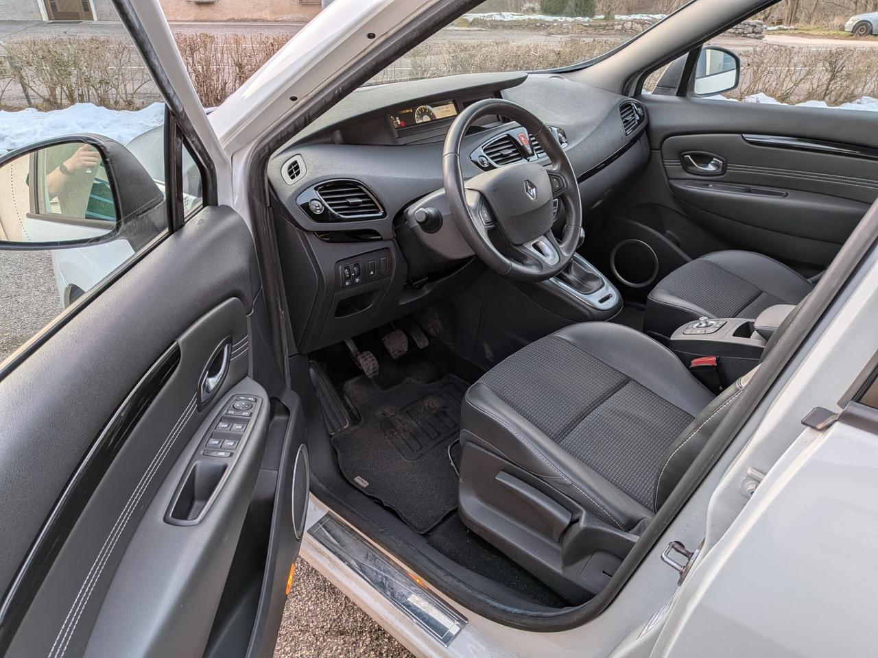 RENAULT SCENIC X-MOD 1.5 dCi 110CV