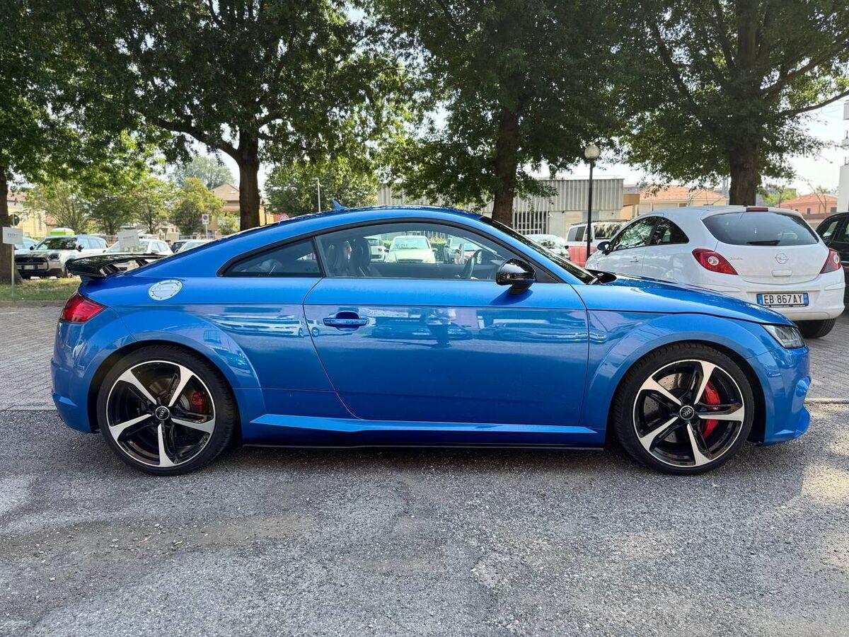 Audi TT Coupé 2.0 tfsi S line s-tronic