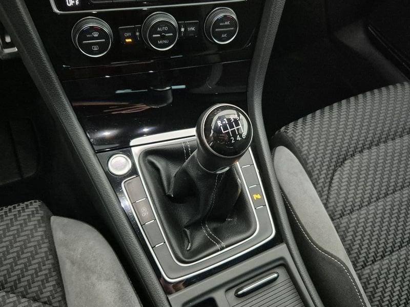 Volkswagen Golf VII 2017 5p Benzina 5p 1.0 tsi Sport 115cv