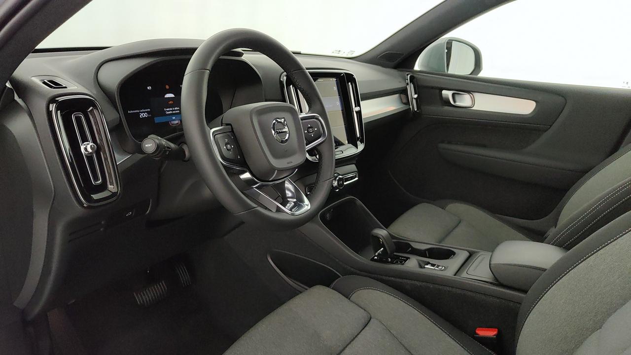 VOLVO XC40 2.0 b3 Core auto