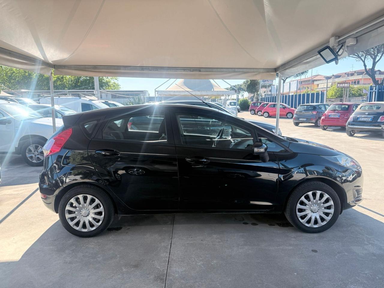 Ford Fiesta 1.0 80CV 5 porte Titanium