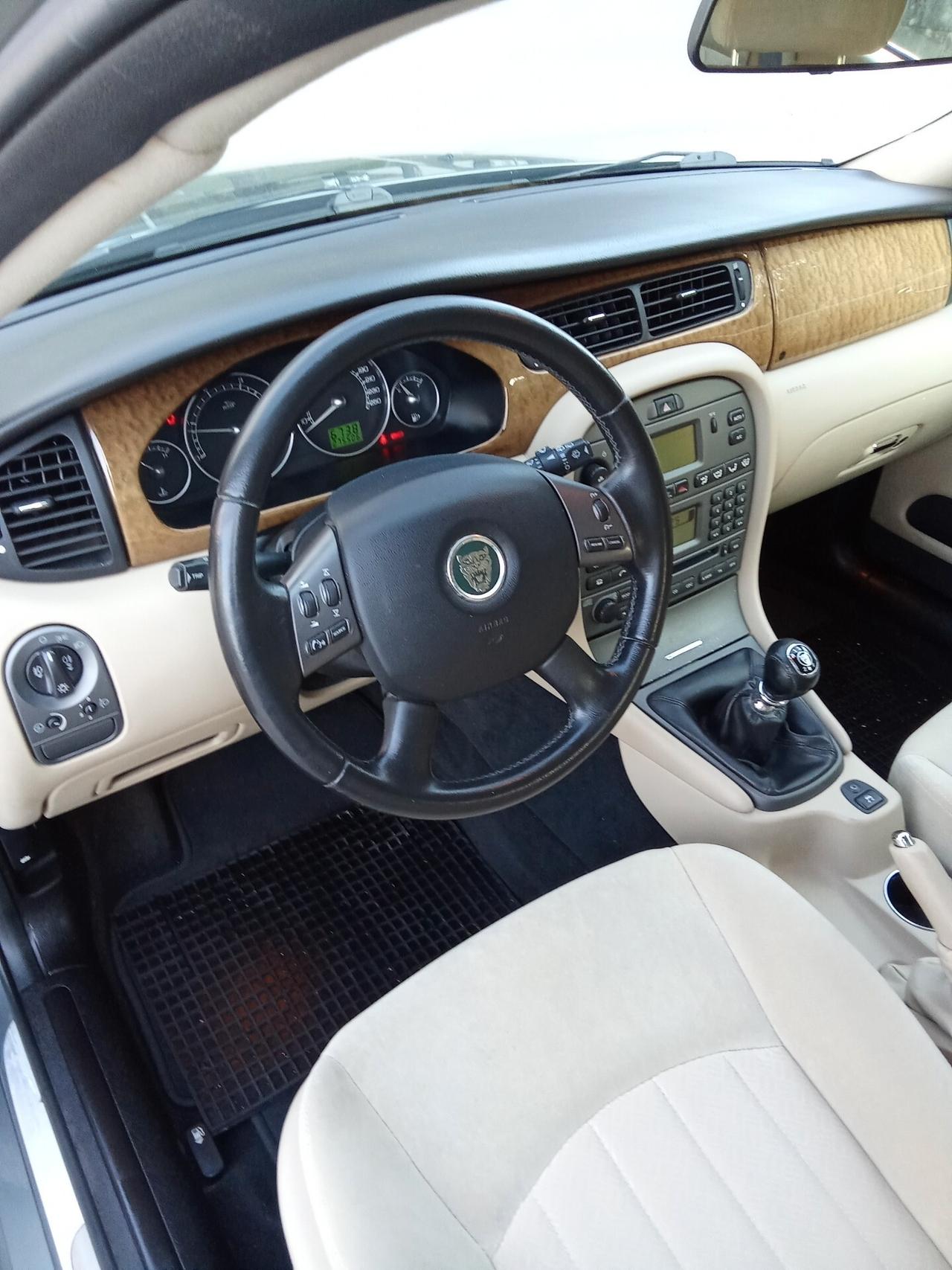 Jaguar X-Type 2.2D cat Wagon nuovo nuovo