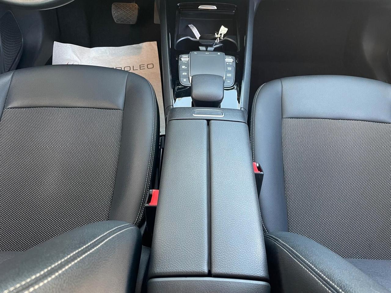 Mercedes-benz GLA 180 GLA 180 d Automatic Business