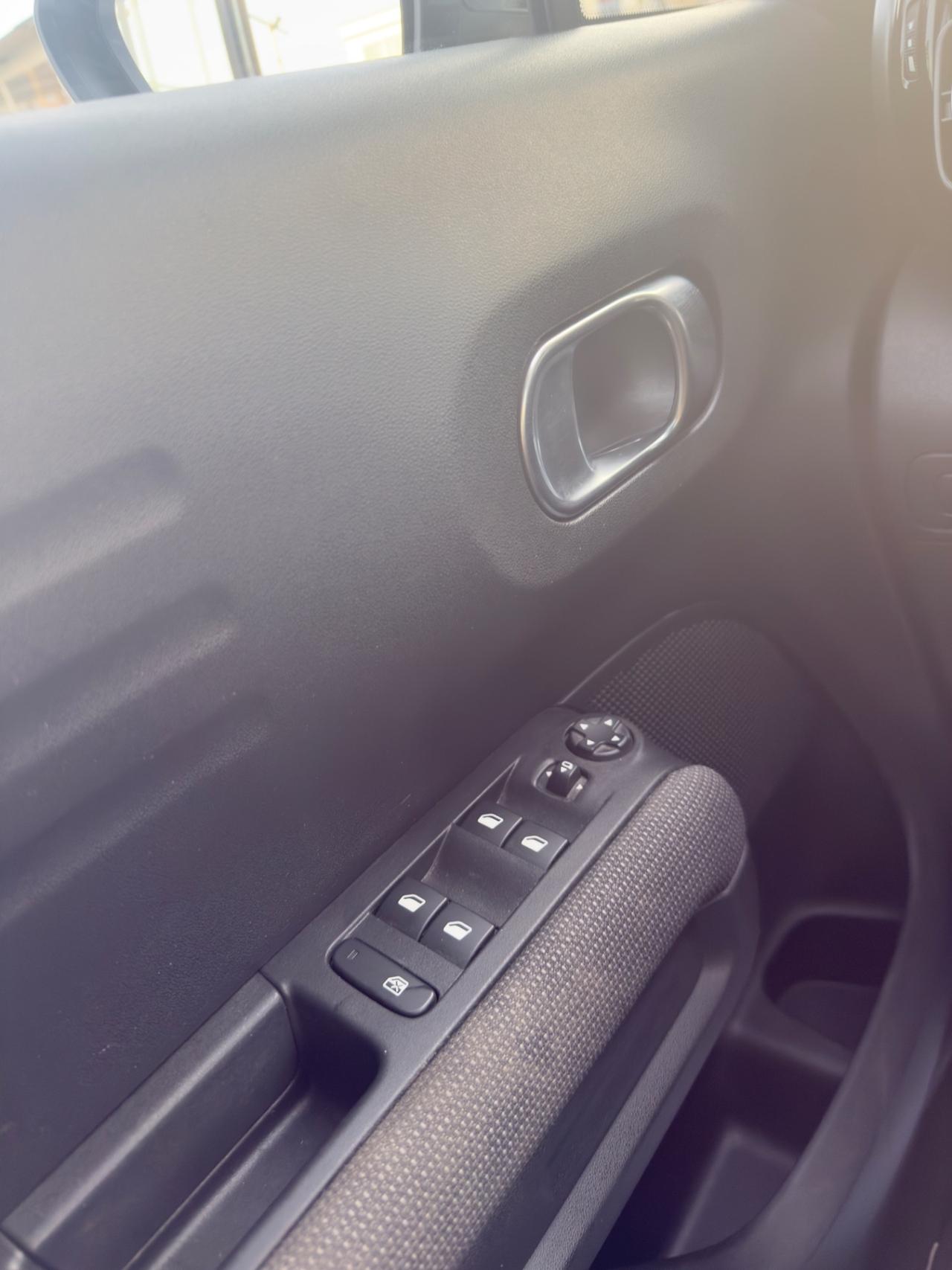 Citroen C3 Aircross BlueHDi 120 S&S EAT6 Shine Pack