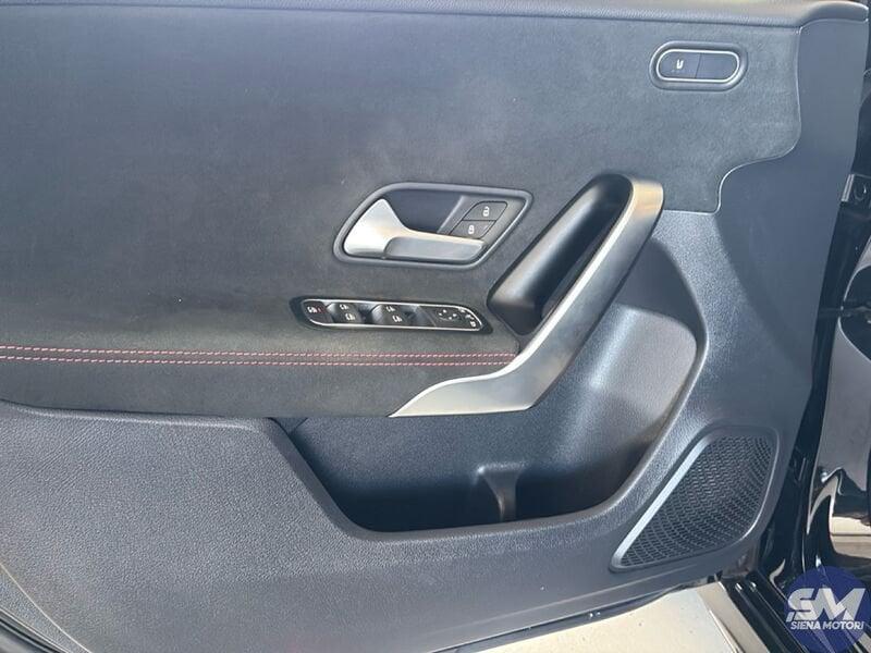 Mercedes-Benz Classe A A 180 d Automatic AMG Line Premium