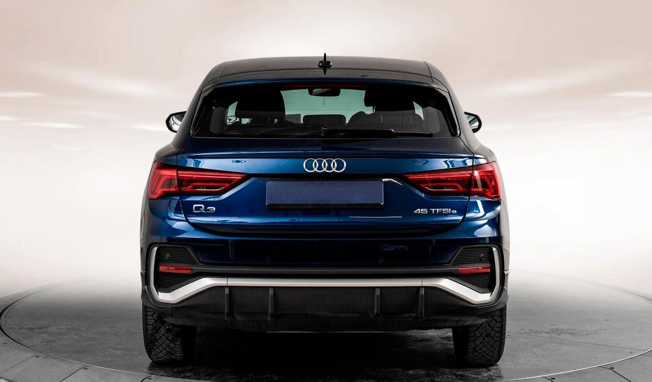 Audi Q3 Sportback 45 TFSIe S line Business