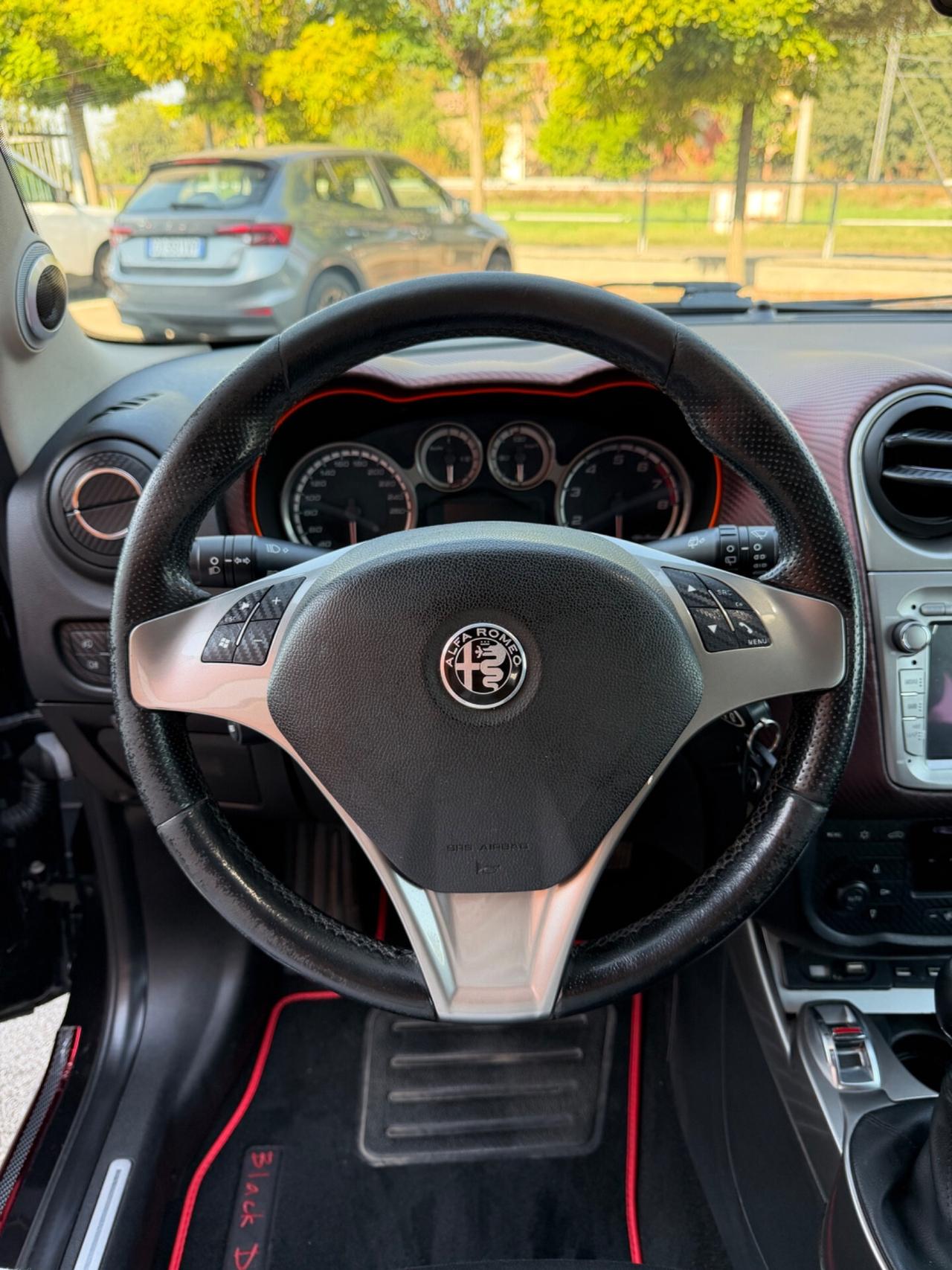 Alfa Romeo MiTo 1.4 T 155 CV Distinctive Sport Pack