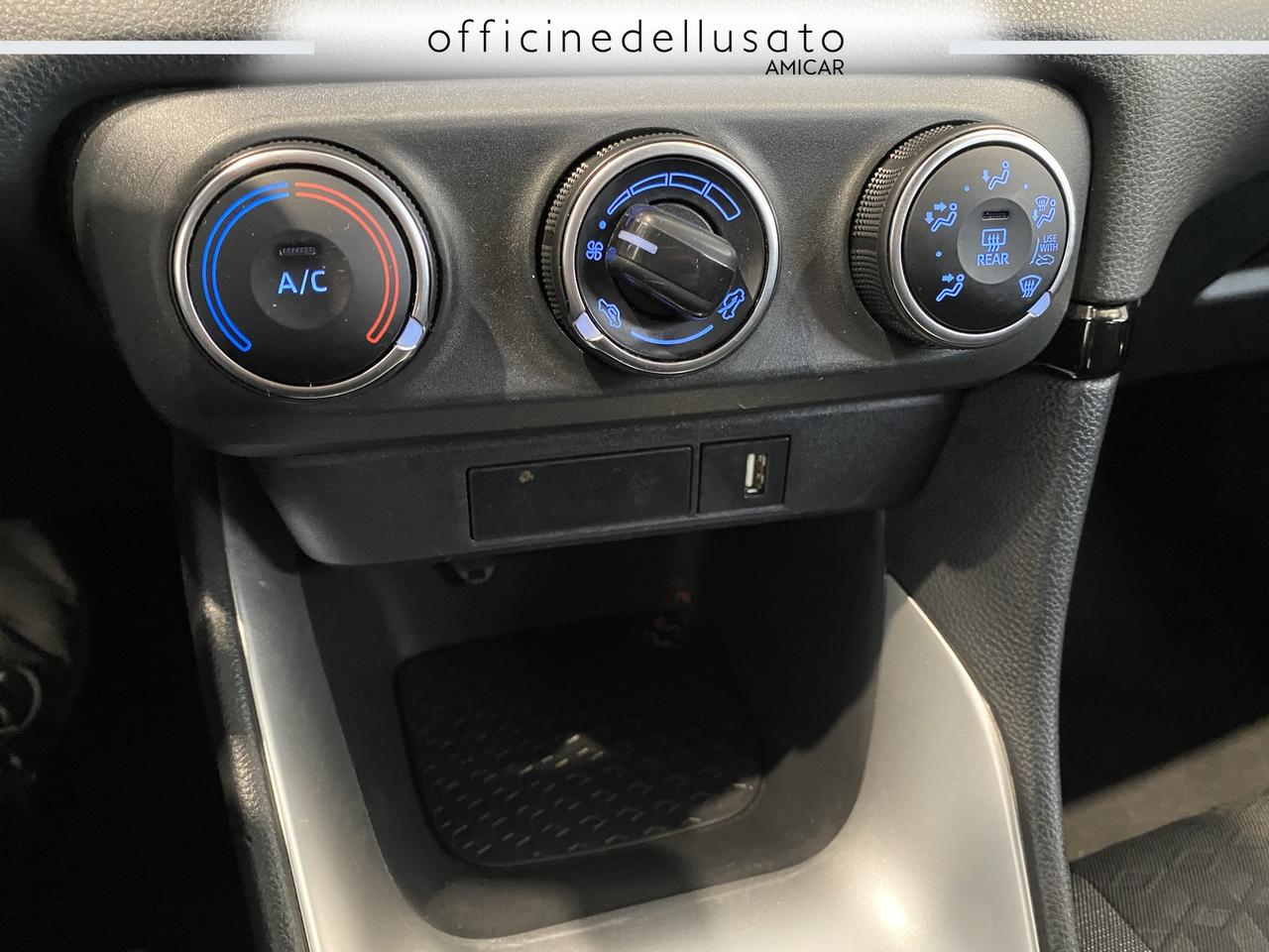 Toyota Yaris 1.0 vvt-i active