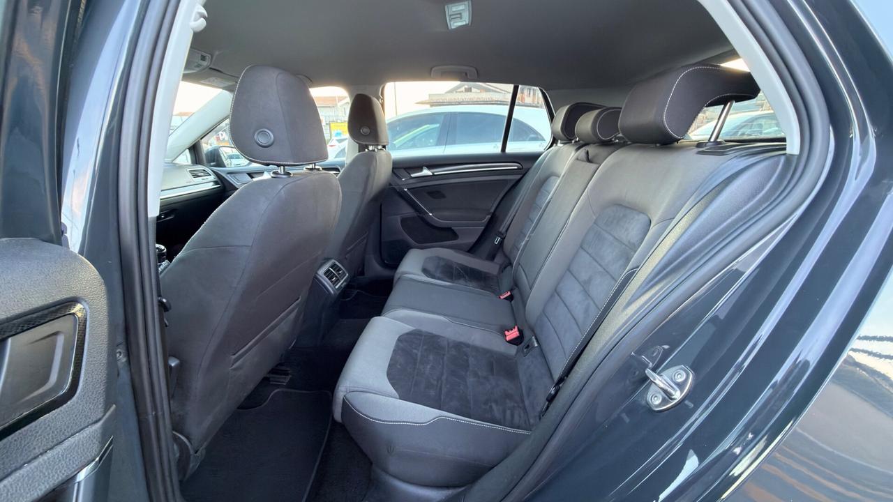 Volkswagen Golf Business 1.6 TDI 5p. Highline BlueMotion Technology