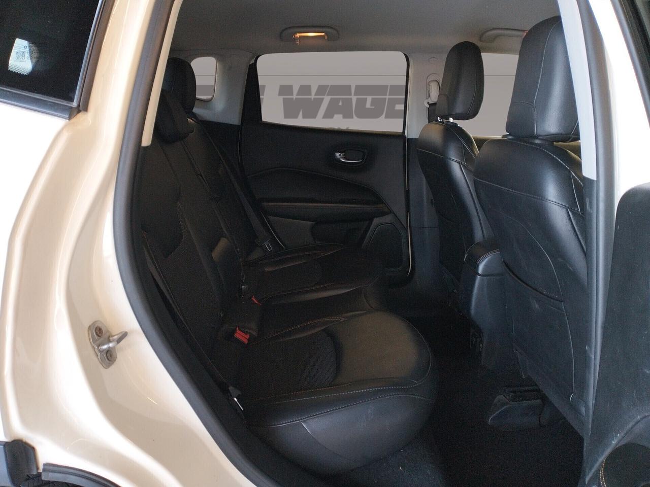 Jeep Compass mjt Limited - NEOPATENTATI