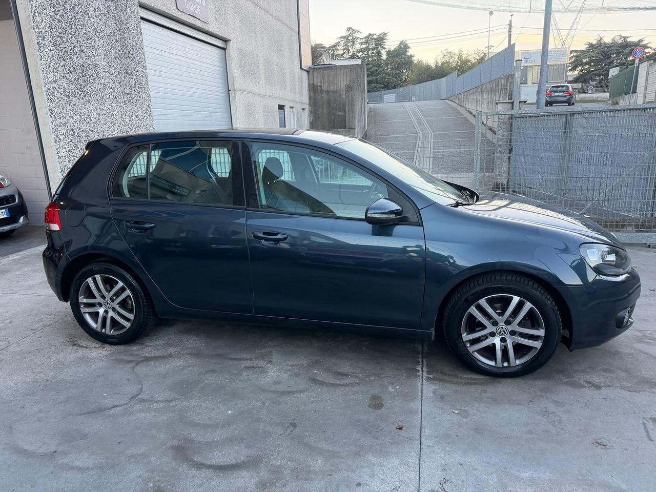 Volkswagen Golf 1.6 TDI DPF 5p. Highline