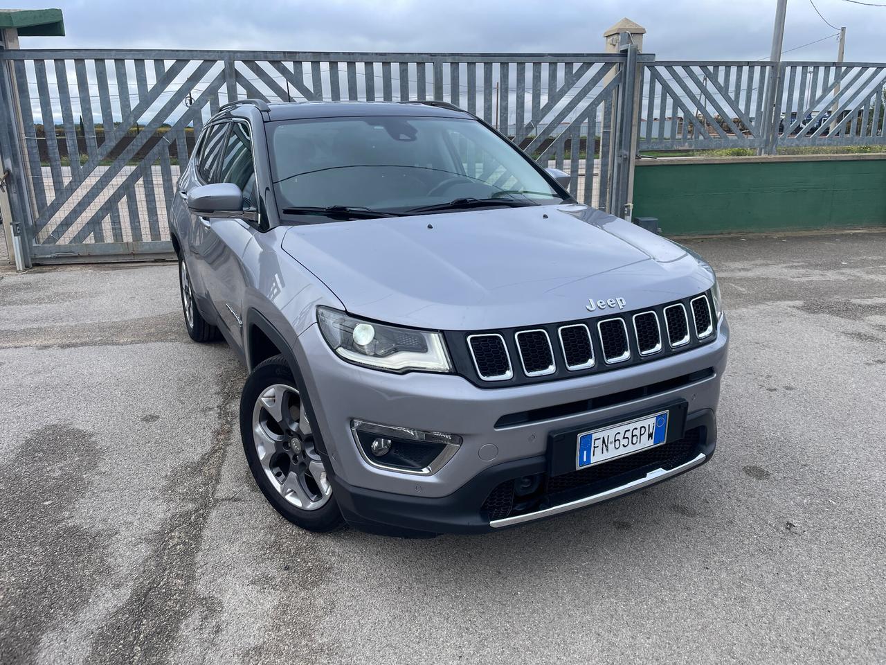 Jeep Compass 1.6 Multijet 120cv 2WD Limited-NAVIGATORE-RETROCAMERA