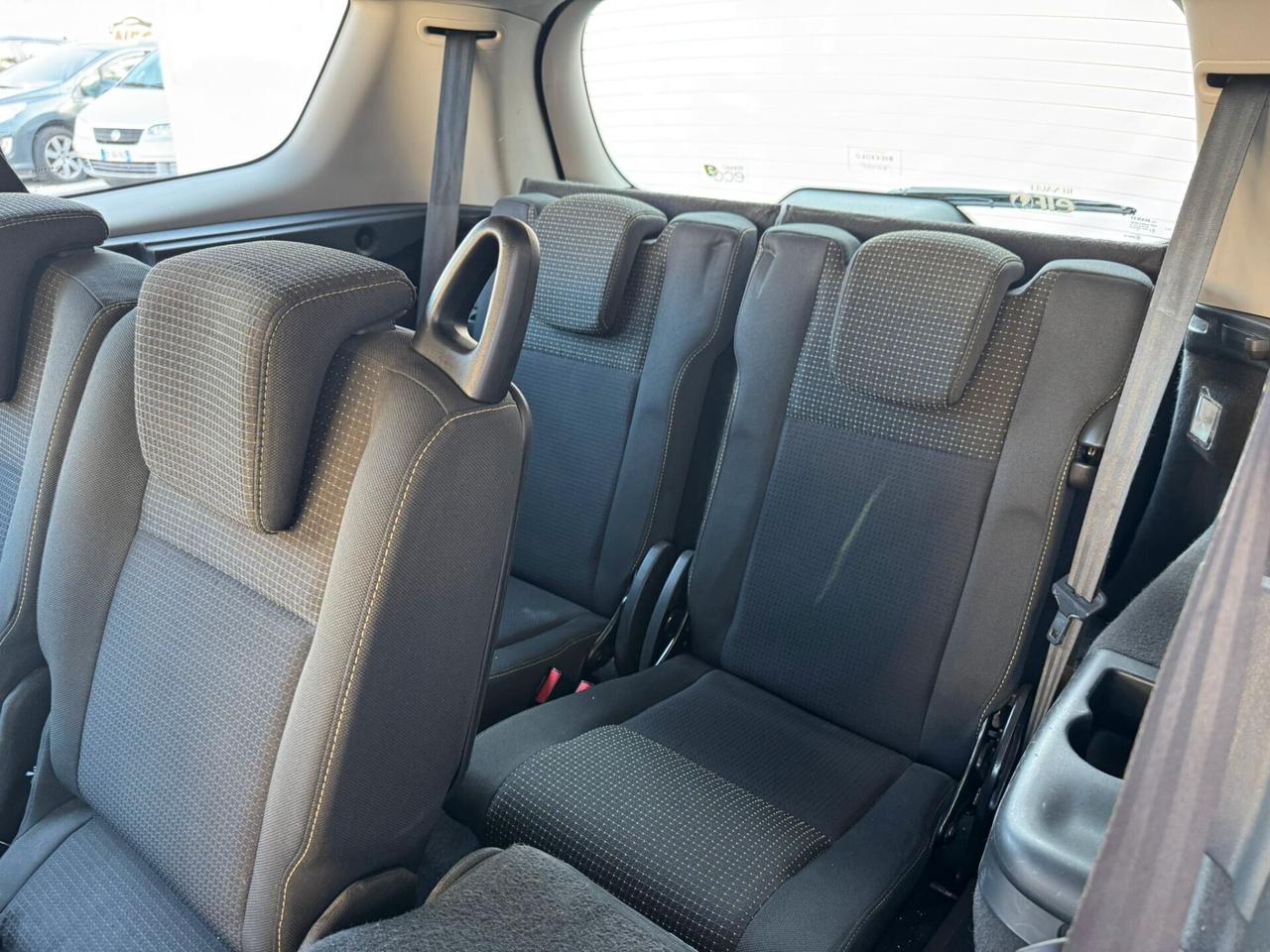 Renault Scénic 1.5 dCi 110CV Dynamique 7 POSTI
