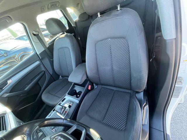 AUDI Q5 2.0 TDI quattro S tronic Business