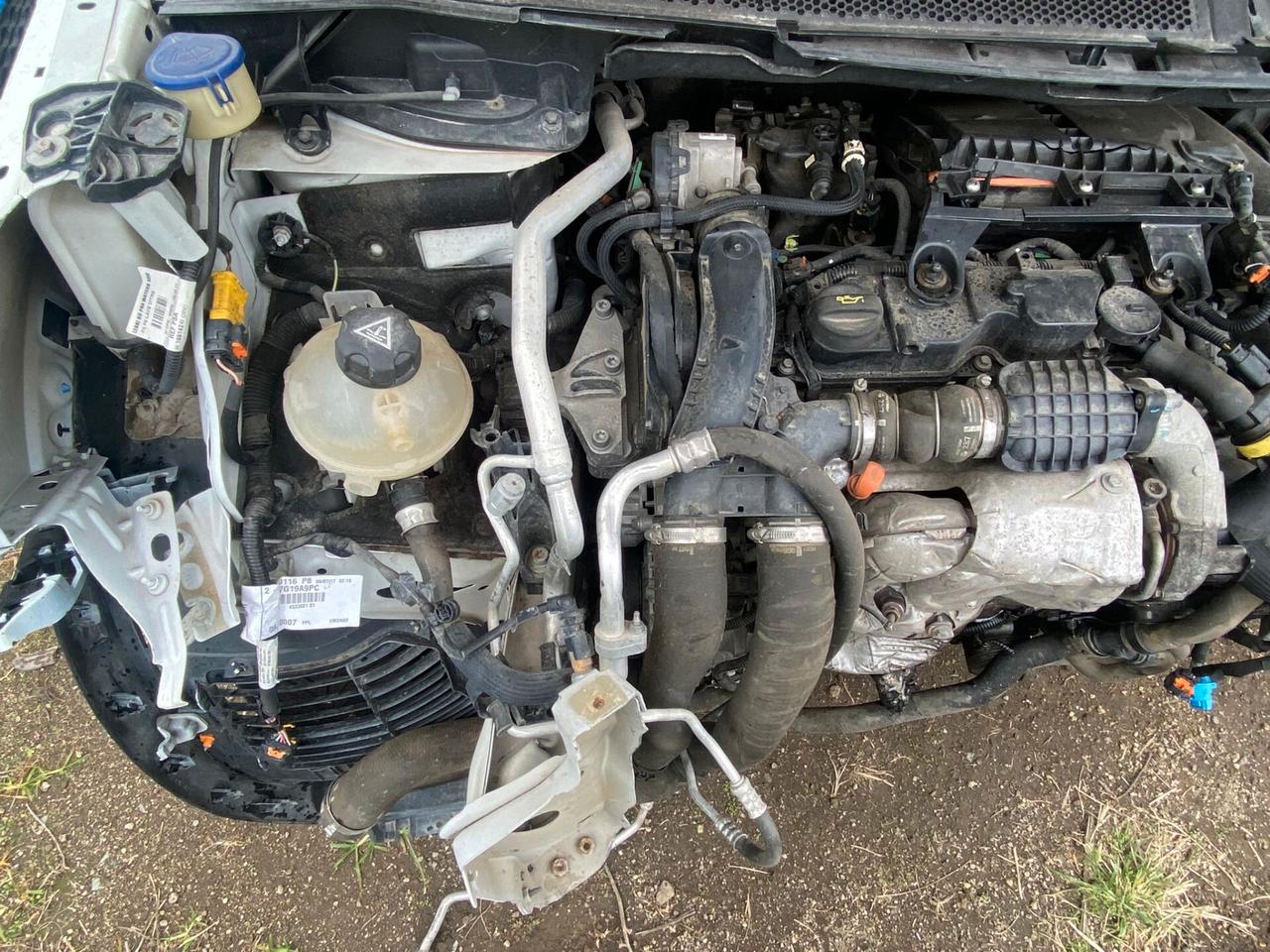 Peugeot 3008 BlueHDi 130 GT Line SINISTRATA