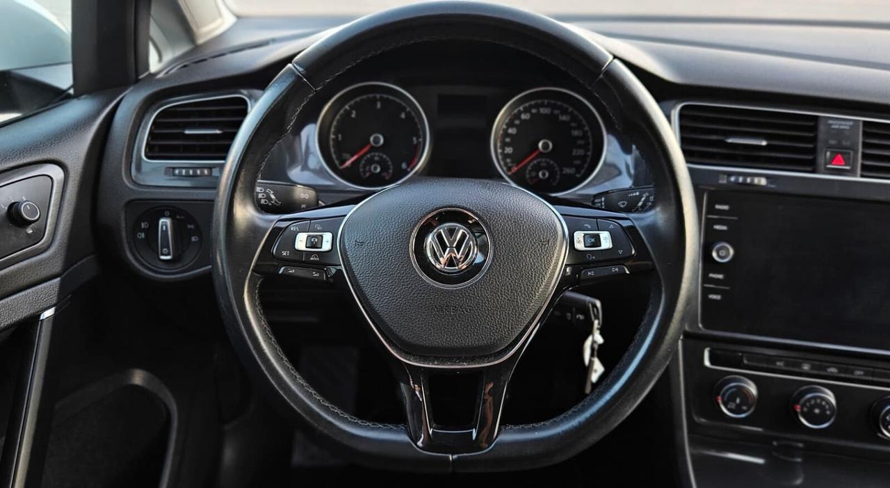 Volkswagen Golf 7.5 TDI 1.6 115CV 5p. HighLine