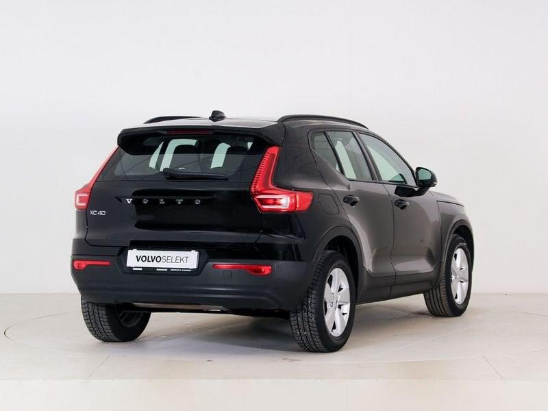 Volvo XC40 T2 Momentum Core