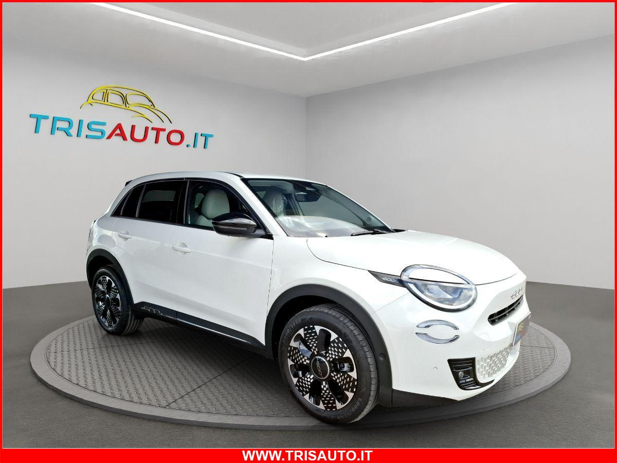 FIAT 600 1.2T MHEV DCT La Prima NEOPATENTATI (FULL LED+PELLE+NAVI)