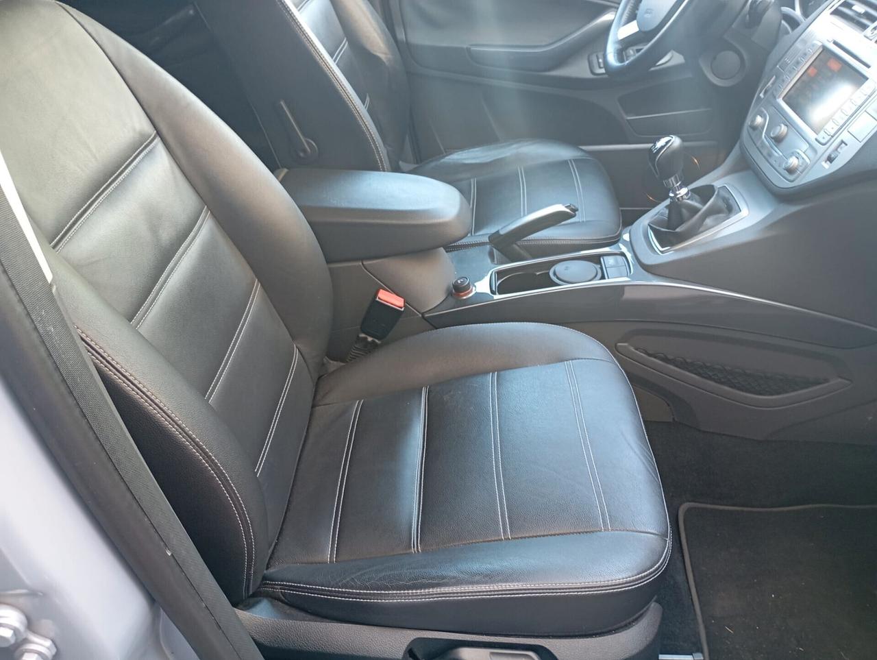 Ford Kuga -2011