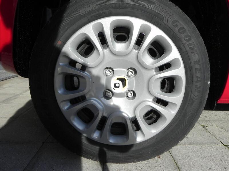 Fiat Panda NEW MY 25 1.0 FireFly S&S Hybrid 70 cv Pandina Icon