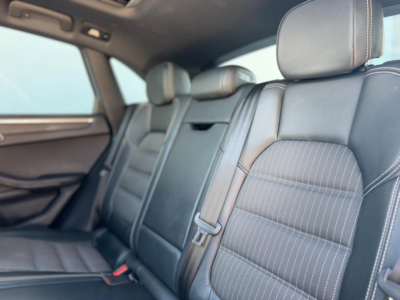 Porsche Macan 2.0 T 265CV PDK MY2022 - BOSE - TETTO