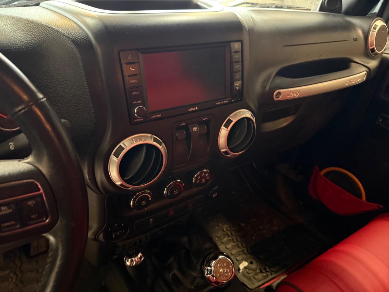 Jeep Wrangler Rubicon 3.6 V6 cambio meccanico