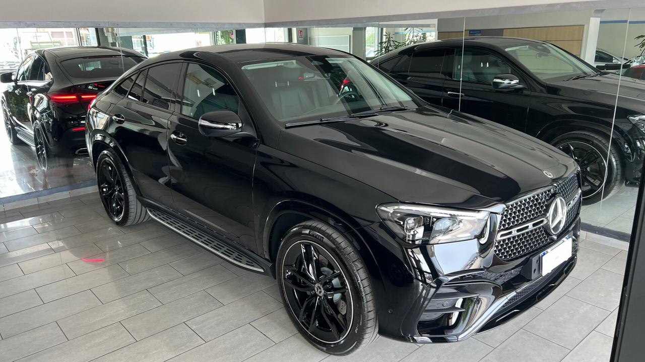 MERCEDES GLE 300 D TOTAL BLACK