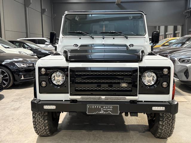 LAND ROVER Defender 110 2.2 TD4 Station Wagon *7 POSTI*