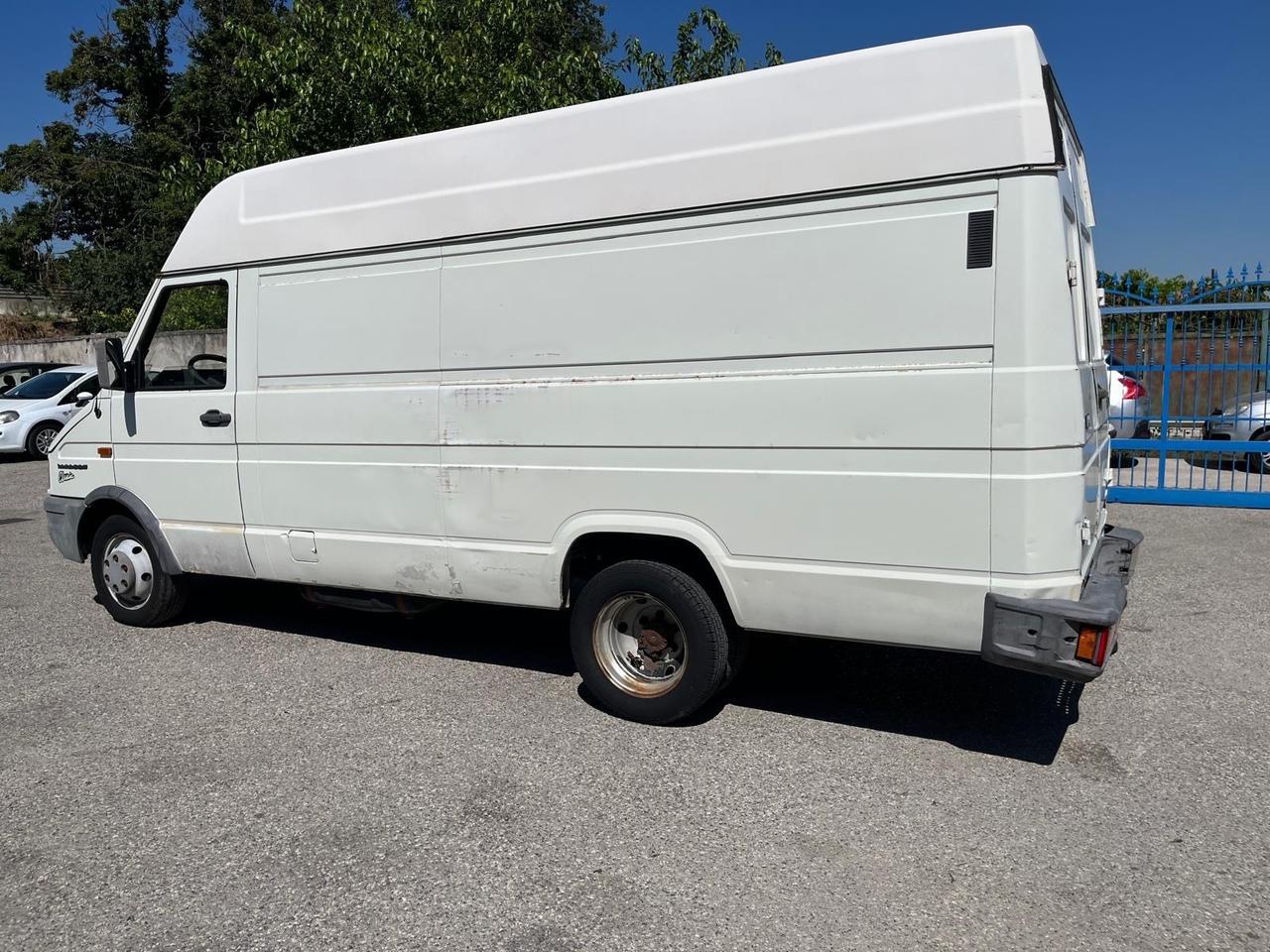 Iveco turbo Daily 35-12 -2.8- km 210000-1997
