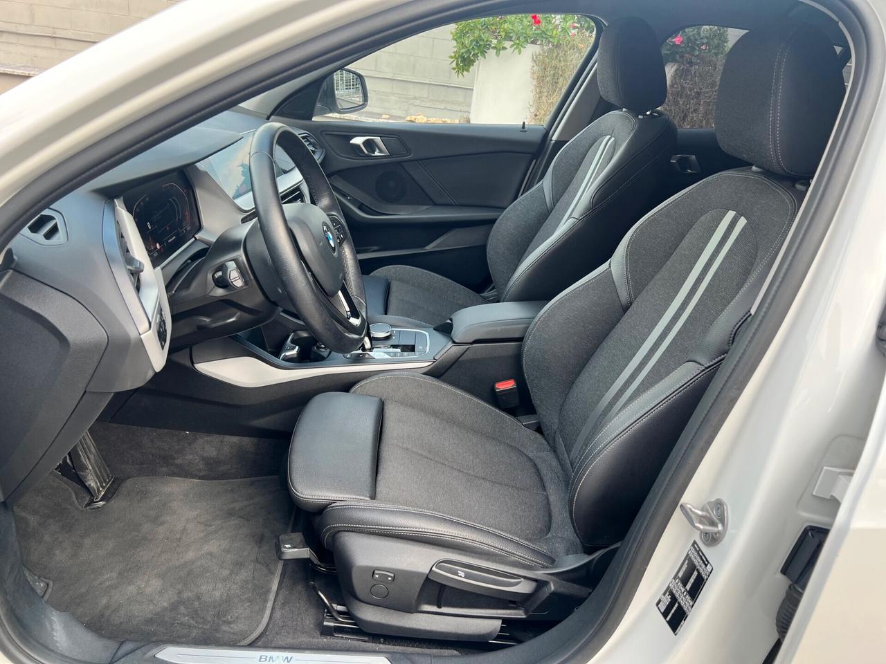 Bmw 116 d 115cv SPORT auto ADATTA NEOPAT. LED/VIRTUAL/17;