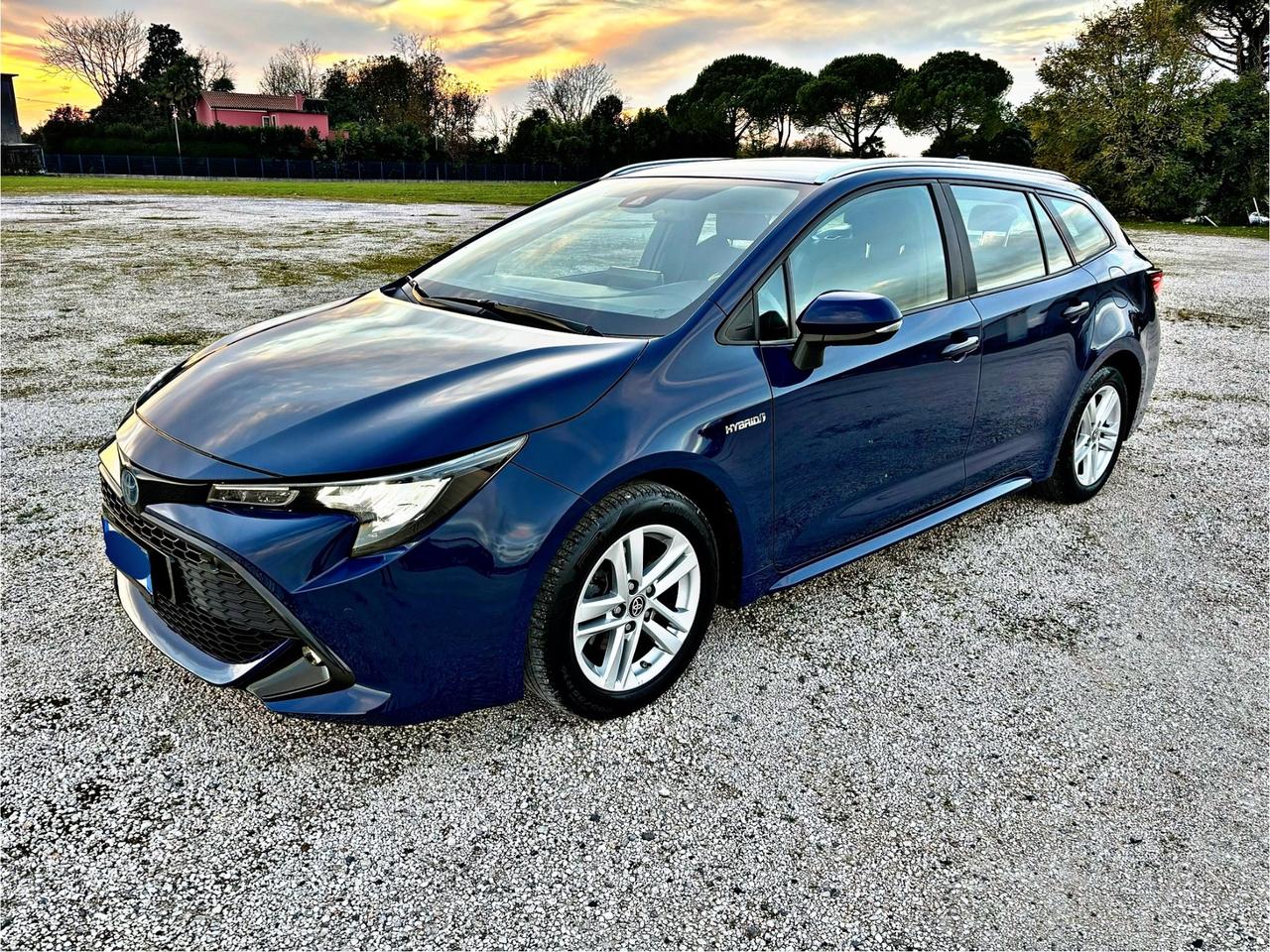 Toyota Corolla Touring Sports 1.8 Hybrid Style Full