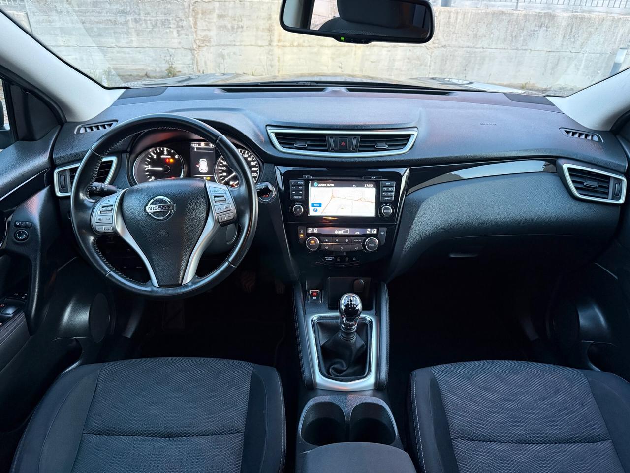 Nissan Qashqai 1.5 dCi Visia Led 4Cam Navi